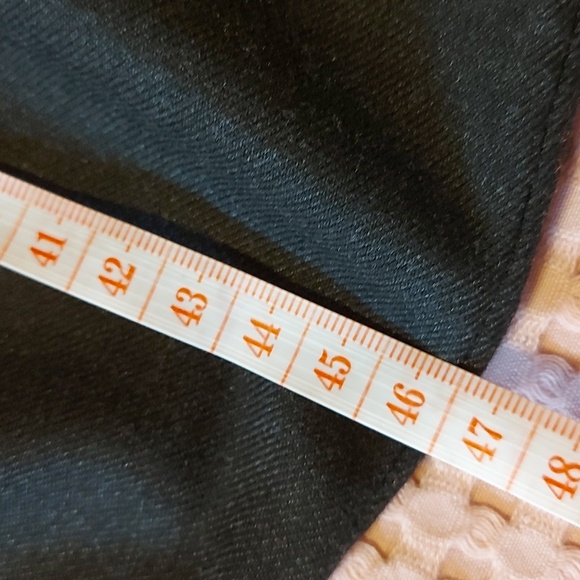 Woman's skirt - Picture 13 of 13